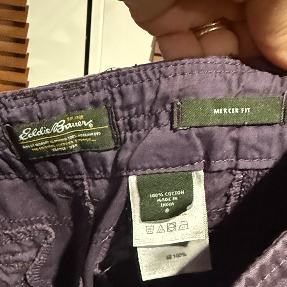 Eddie Bauer Women's Dark Purple Cargo Shorts Mercer Fit - Picture 2 of 6